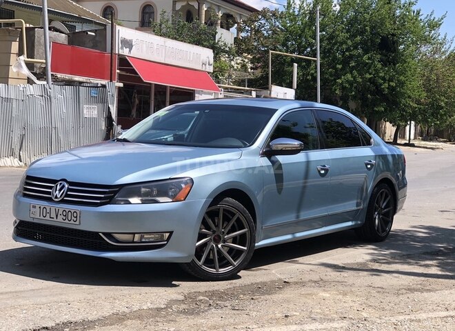 Volkswagen Passat 2012, 220,000 km - 2.5 л - Bakı