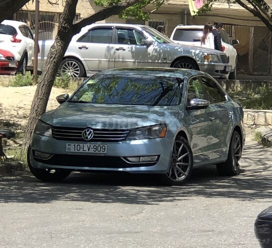 Volkswagen Passat 2012, 220,000 km - 2.5 л - Bakı