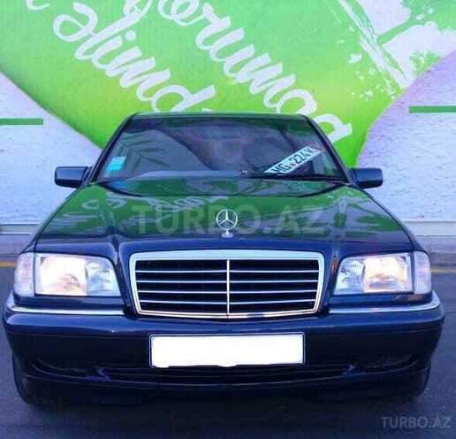 Mercedes C 240 2000, 260,000 km - 2.4 l - Bakı
