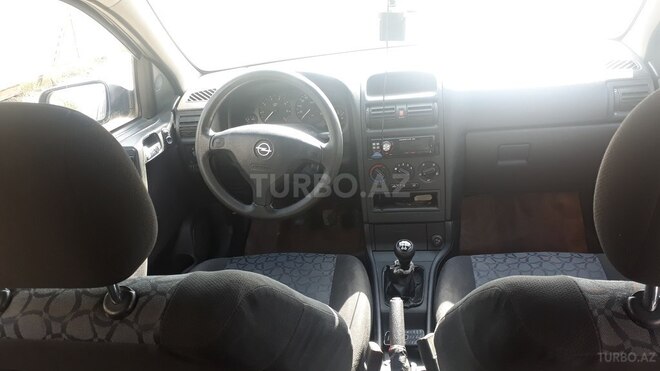 Opel Astra 2000, 183,000 km - 1.6 л - Qusar