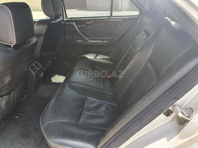 Mercedes E 220 2000, 344,000 km - 2.2 l - Bakı