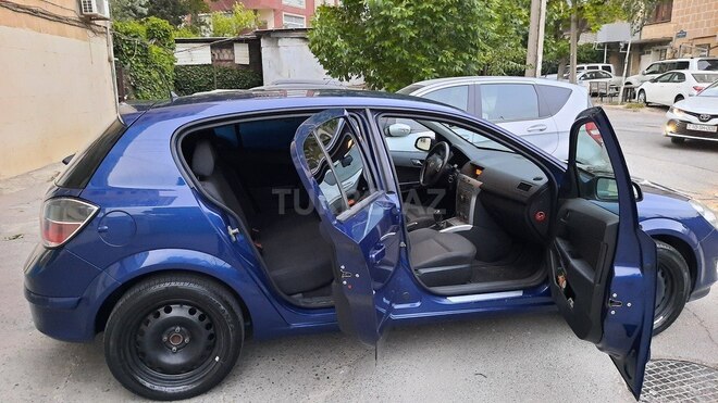 Opel Astra 2009, 213,300 km - 1.4 l - Bakı