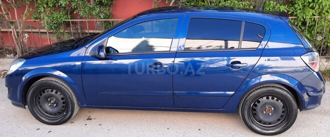 Opel Astra 2009, 213,300 km - 1.4 l - Bakı