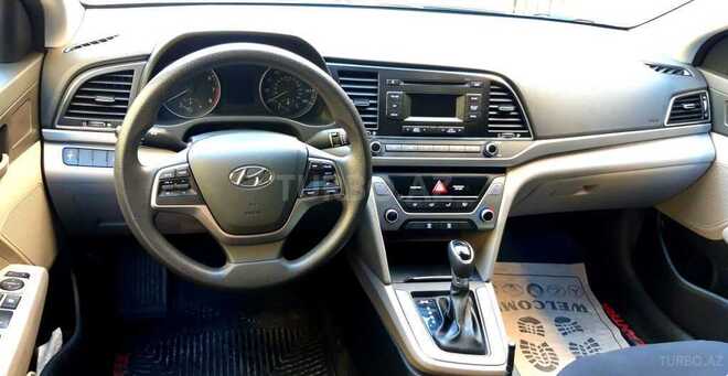 Hyundai Elantra 2018, 57,000 km - 2.0 l - Bakı