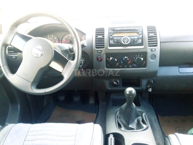 Nissan Navara 2011, 279,000 km - 2.5 l - Bakı