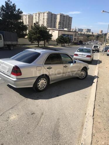 Mercedes C 180 1999, 233,000 km - 1.8 l - Sumqayıt