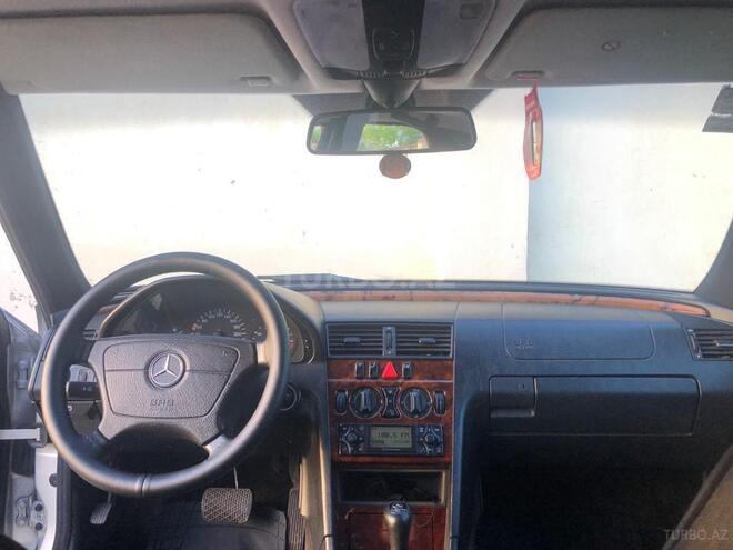 Mercedes C 180 1999, 233,000 km - 1.8 l - Sumqayıt