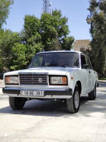 LADA (VAZ) 2107 2008, 152,000 km - 1.5 l - Salyan