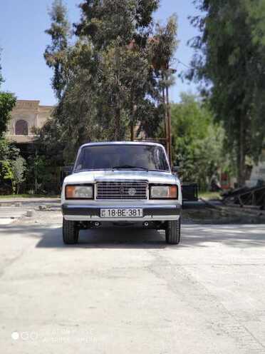 LADA (VAZ) 2107 2008, 152,000 km - 1.5 l - Salyan