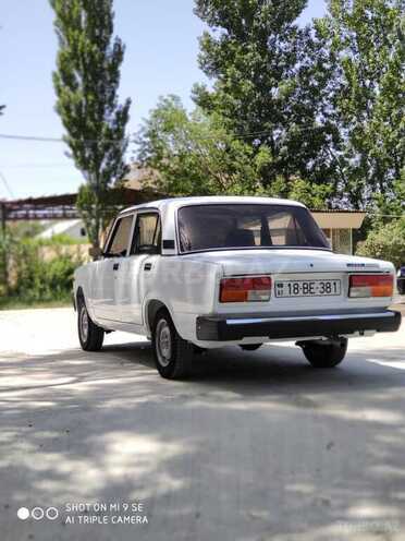LADA (VAZ) 2107 2008, 152,000 km - 1.5 l - Salyan
