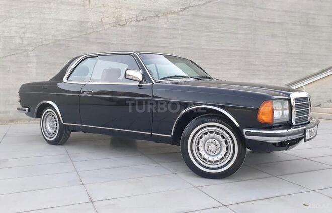Mercedes  1984, 100,000 km - 2.2 l - Bakı