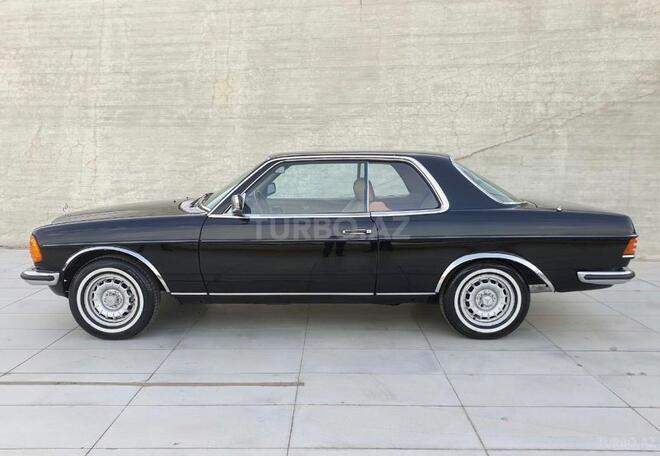 Mercedes  1984, 100,000 km - 2.2 l - Bakı