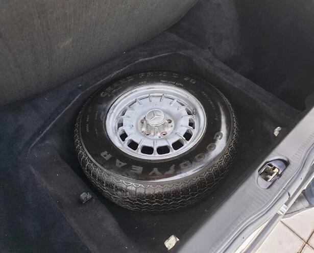 Mercedes  1984, 100,000 km - 2.2 l - Bakı