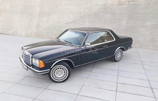 Mercedes  1984, 100,000 km - 2.2 l - Bakı