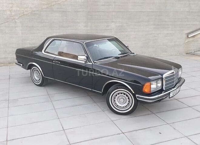 Mercedes  1984, 100,000 km - 2.2 l - Bakı