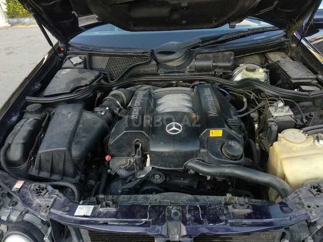 Mercedes E 240 1999, 370,000 km - 2.4 l - Bərdə