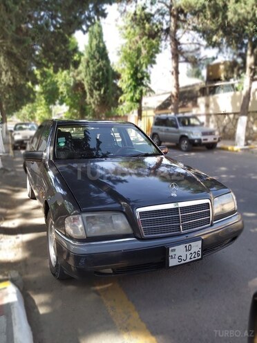 Mercedes C 220 1993, 371,000 km - 2.0 l - Tovuz