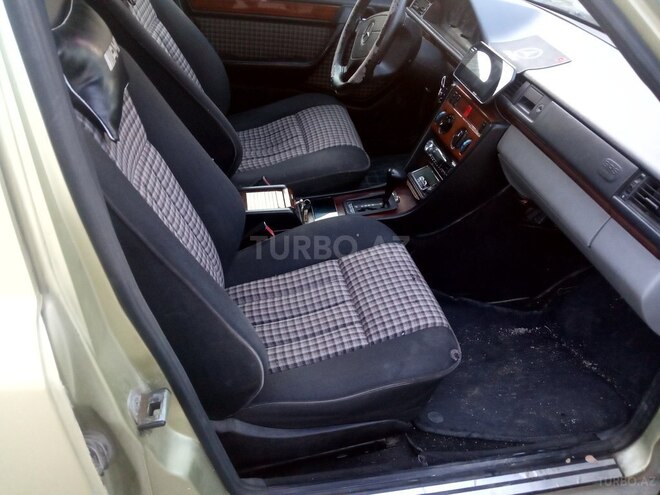 Mercedes E 230 1988, 189,512 km - 2.3 l - Bakı