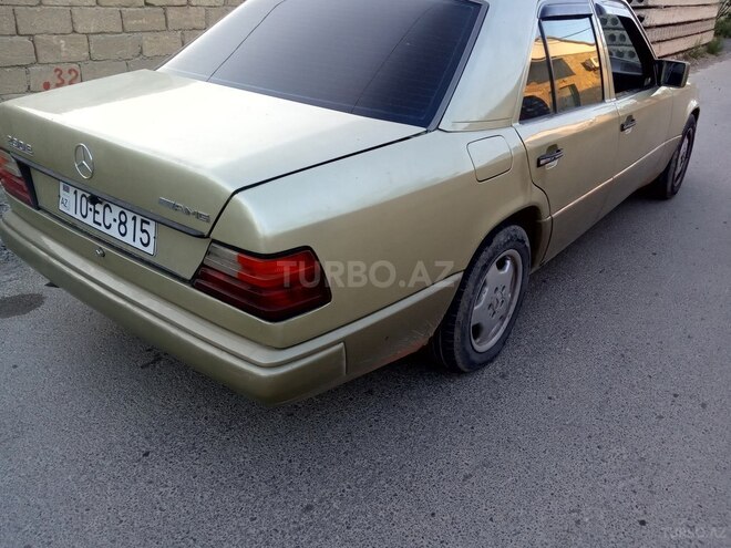 Mercedes E 230 1988, 189,512 km - 2.3 l - Bakı