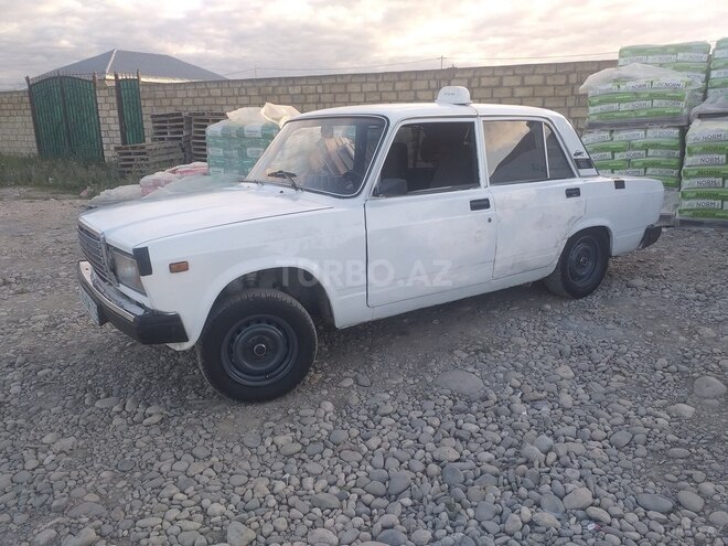 LADA (VAZ) 2107 1991, 222,000 km - 0.2 l - Quba