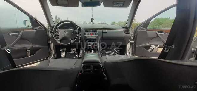 Mercedes E 270 2000, 306,000 km - 0.3 l - Bakı
