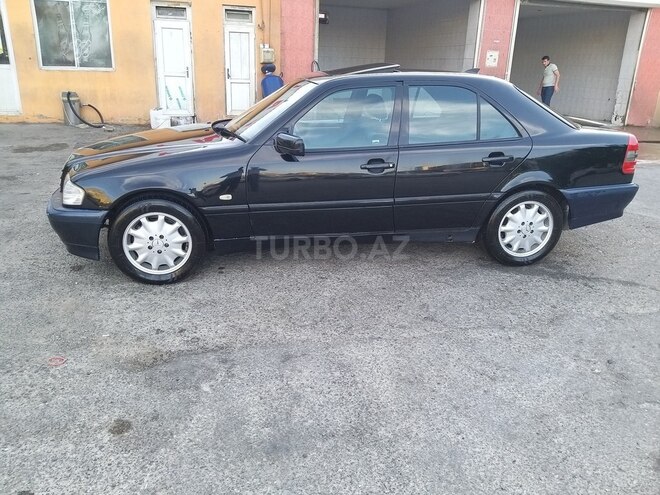 Mercedes C 240 1997, 320,000 km - 2.4 l - Bakı