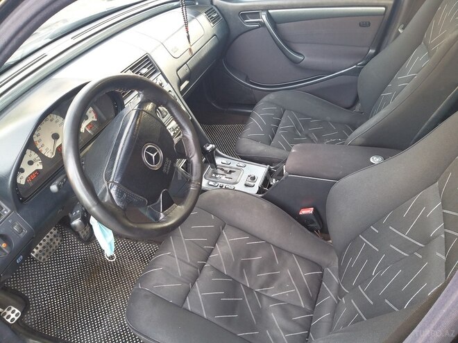 Mercedes C 240 1997, 320,000 km - 2.4 l - Bakı