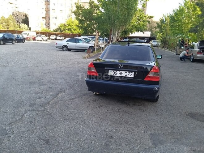 Mercedes C 240 1997, 320,000 km - 2.4 l - Bakı