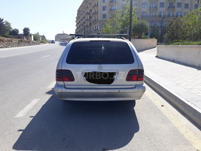 Mercedes E 220 2000, 5,500,000 km - 2.2 л - Bakı