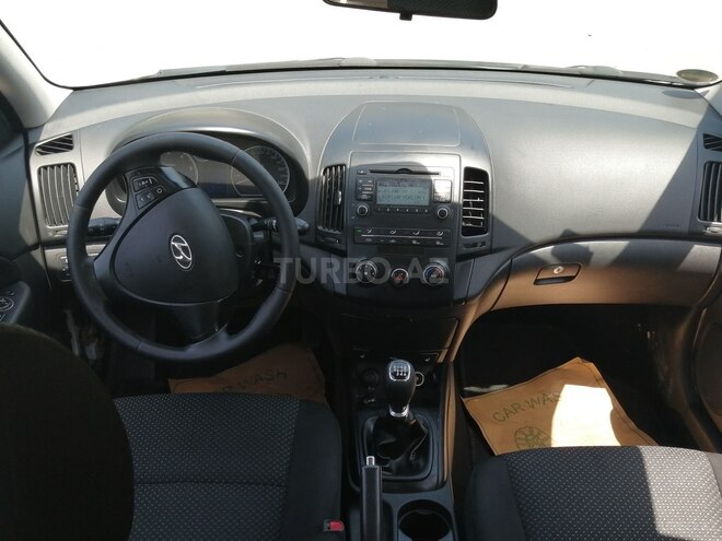 Hyundai i30 2011, 178,000 km - 1.6 л - Bakı