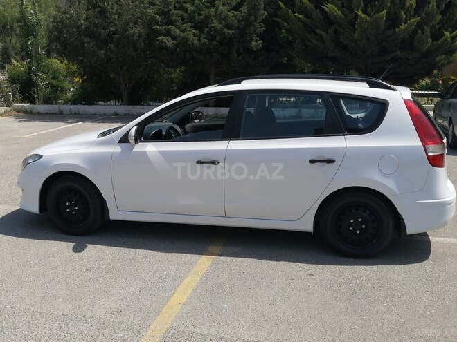 Hyundai i30 2011, 178,000 km - 1.6 л - Bakı