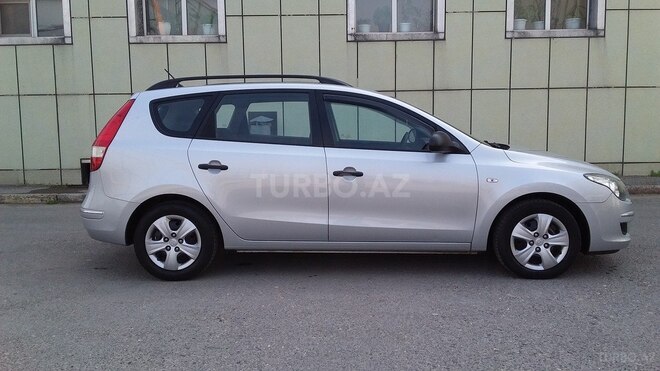 Hyundai i30 2009, 186,600 km - 1.4 л - Sumqayıt
