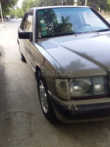 Mercedes 190 1990, 500,000 km - 2.0 л - Mingəçevir