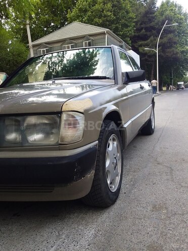 Mercedes 190 1990, 500,000 km - 2.0 л - Mingəçevir