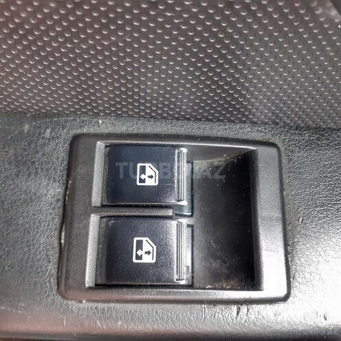LADA (VAZ) Niva 2015, 76,467 km - 1.7 l - Quba