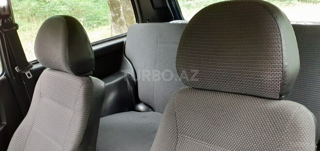 LADA (VAZ) Niva 2015, 76,467 km - 1.7 l - Quba