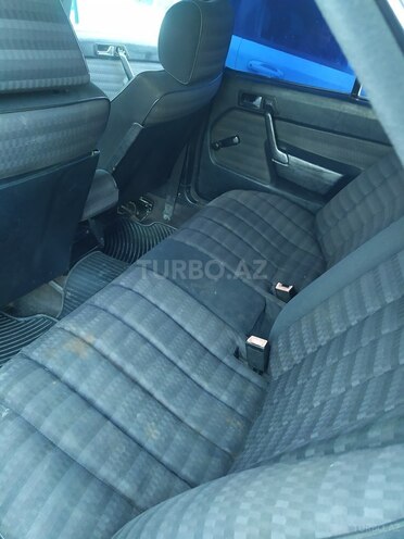 Mercedes 190 1992, 555,555 km - 2.3 л - Bakı