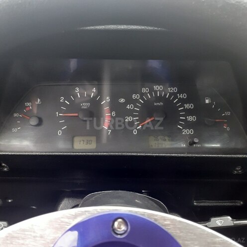 LADA (VAZ) Niva 2015, 76,467 km - 1.7 l - Quba