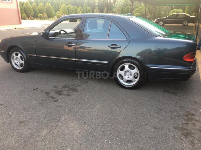 Mercedes E 220 1999, 350,000 km - 2.2 l - Göygöl