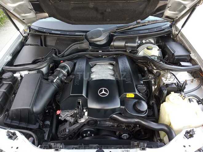 Mercedes E 240 2001, 380,000 km - 2.4 l - Bakı