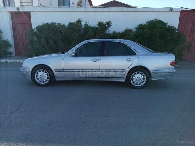 Mercedes E 240 2001, 380,000 km - 2.4 l - Bakı