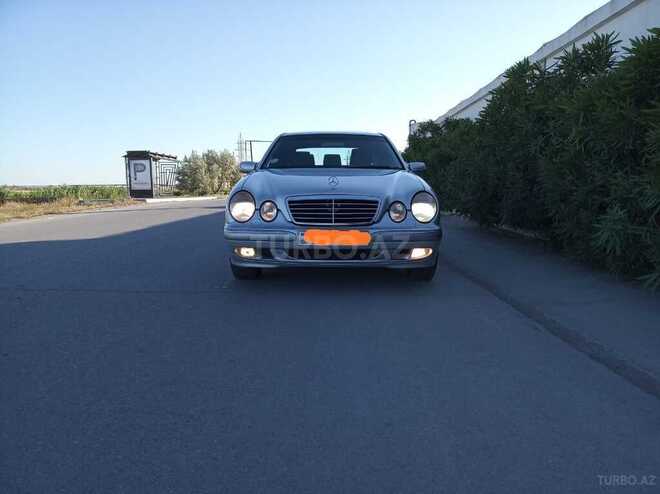Mercedes E 240 2001, 380,000 km - 2.4 l - Bakı