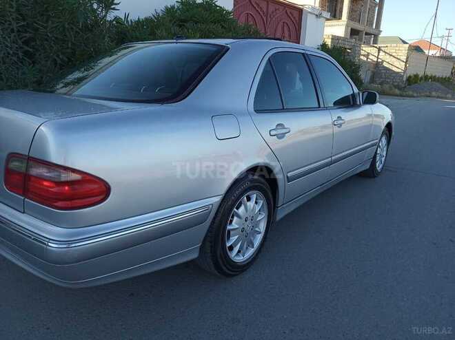Mercedes E 240 2001, 380,000 km - 2.4 l - Bakı