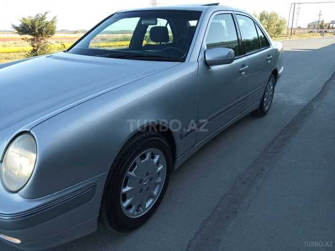 Mercedes E 240 2001, 380,000 km - 2.4 l - Bakı
