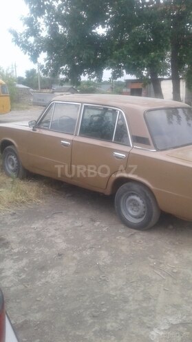 LADA (VAZ) 2106 1976, 254,361 km - 1.6 l - Quba