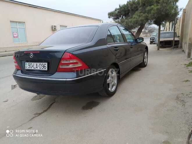Mercedes C 200 2002, 260,000 km - 2.0 л - Bakı
