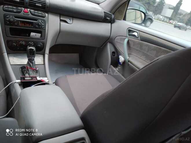 Mercedes C 200 2002, 260,000 km - 2.0 л - Bakı