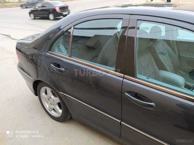 Mercedes C 200 2002, 260,000 km - 2.0 л - Bakı