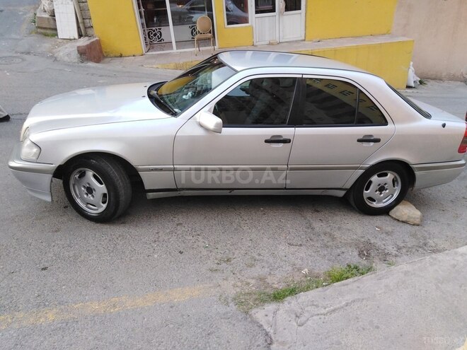 Mercedes C 180 1995, 270,000 km - 1.8 л - Bakı