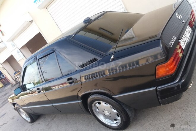 Mercedes 190 1990, 300,000 km - 1.8 л - Bakı